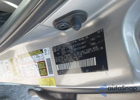 2015 Toyota Sienna Le 8 Passenger z USA, uszkodzony, nr VIN 5TDKK3DC7FS658381